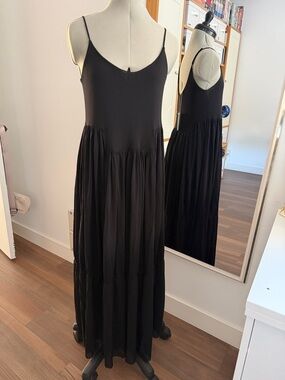 NEW NWT Vince Black Spaghetti-Strap Maxi Dress Size M